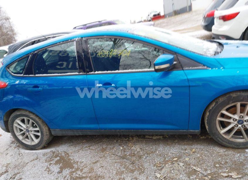 Photo 13 of 2017 Ford Focus SE (VIN 1FADP3K2XHL240475)