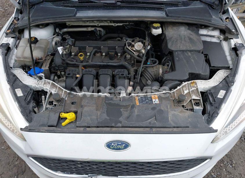 Photo 10 of 2018 Ford Focus SE (VIN 1FADP3K2XJL280920)