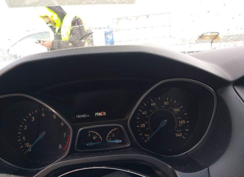 Photo 7 of 2016 Ford Focus SE (VIN 1FADP3KE1GL201251)