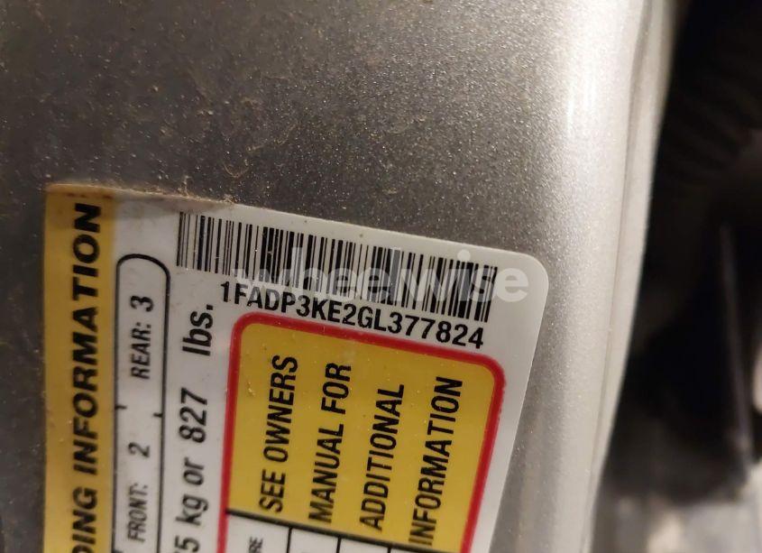 Photo 9 of 2016 Ford Focus SE (VIN 1FADP3KE2GL377824)