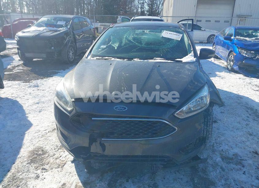 Photo 12 of 2015 Ford Focus SE (VIN 1FADP3KE4FL292904)