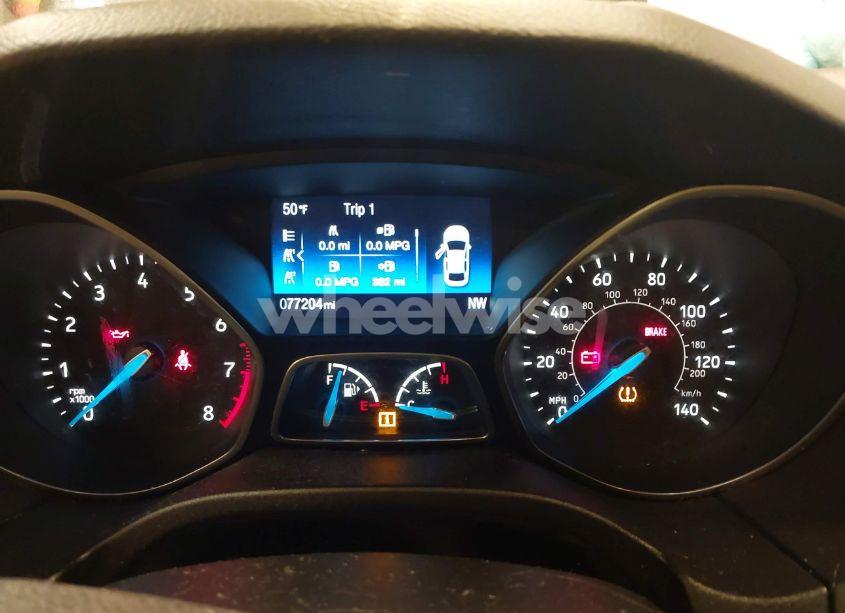 Photo 7 of 2016 Ford Focus SE (VIN 1FADP3KE5GL273523)