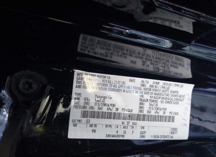 Photo 9 of 2016 Ford Focus SE (VIN 1FADP3KE6GL356927)