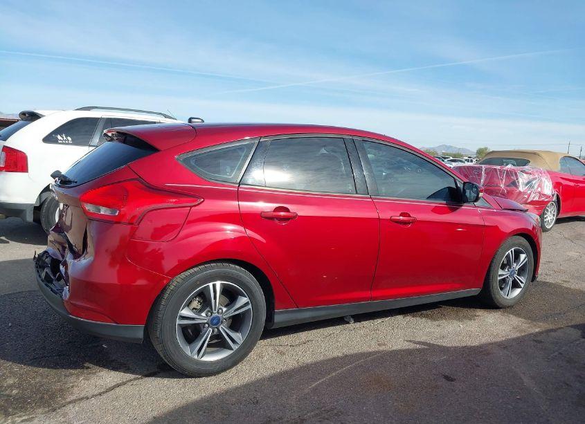 Photo 14 of 2016 Ford Focus SE (VIN 1FADP3KE8GL268249)