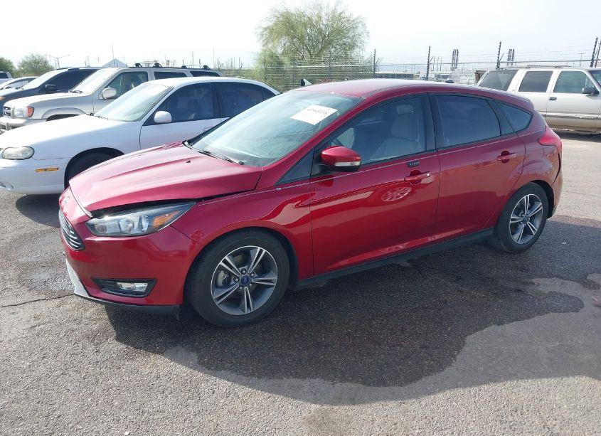 Photo 15 of 2016 Ford Focus SE (VIN 1FADP3KE8GL268249)
