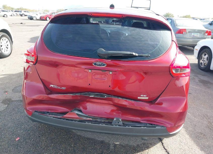 Photo 17 of 2016 Ford Focus SE (VIN 1FADP3KE8GL268249)