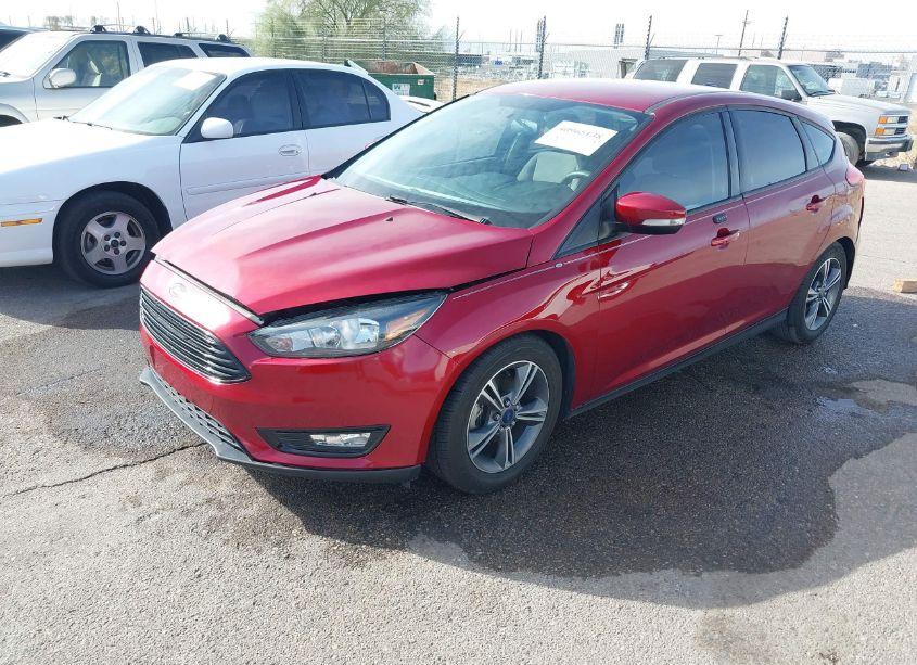 Photo 2 of 2016 Ford Focus SE (VIN 1FADP3KE8GL268249)