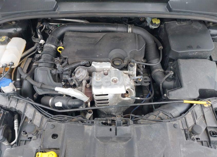 Photo 10 of 2015 Ford Focus SE (VIN 1FADP3KE9FL285575)