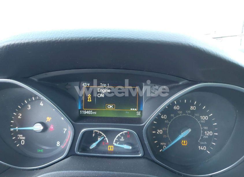 Photo 7 of 2015 Ford Focus SE (VIN 1FADP3KEXFL259244)