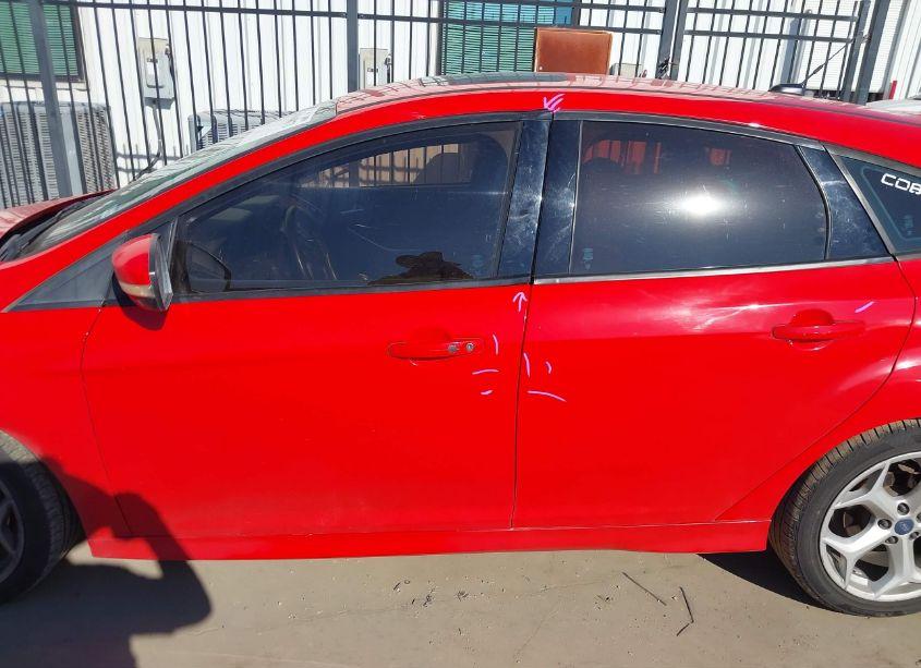 Photo 14 of 2014 Ford Focus ST (VIN 1FADP3L90EL168161)