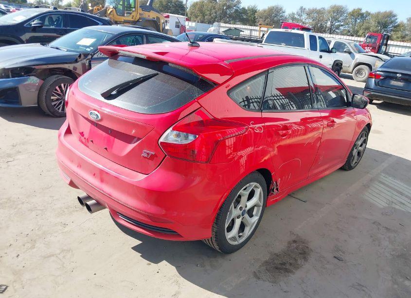 Photo 4 of 2014 Ford Focus ST (VIN 1FADP3L90EL168161)