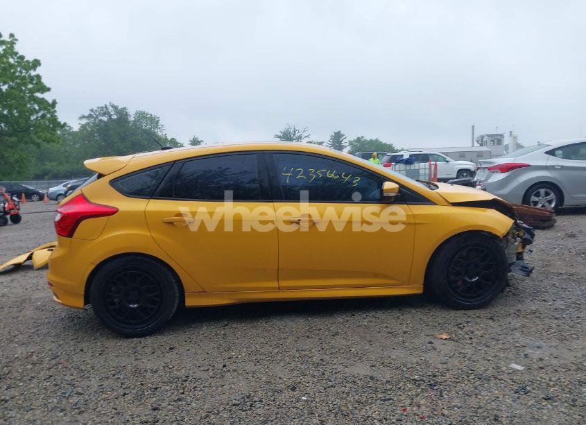 Photo 14 of 2014 Ford Focus ST (VIN 1FADP3L90EL278966)