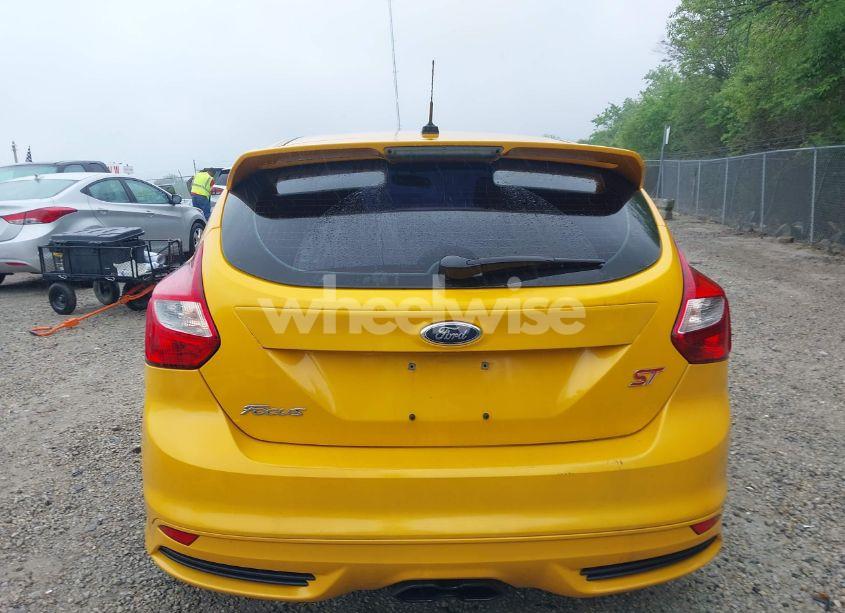 Photo 17 of 2014 Ford Focus ST (VIN 1FADP3L90EL278966)
