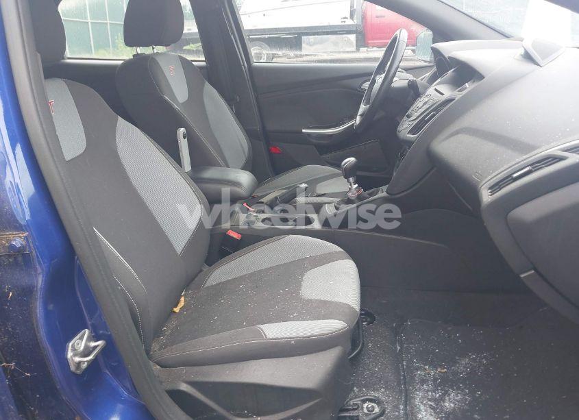 Photo 5 of 2014 Ford Focus ST (VIN 1FADP3L90EL419261)