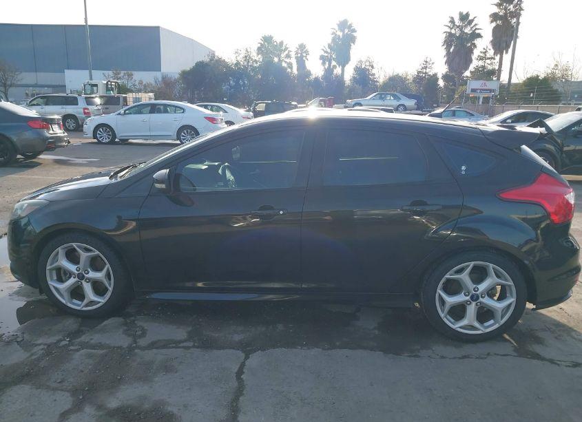 Photo 14 of 2014 Ford Focus ST (VIN 1FADP3L90EL462014)