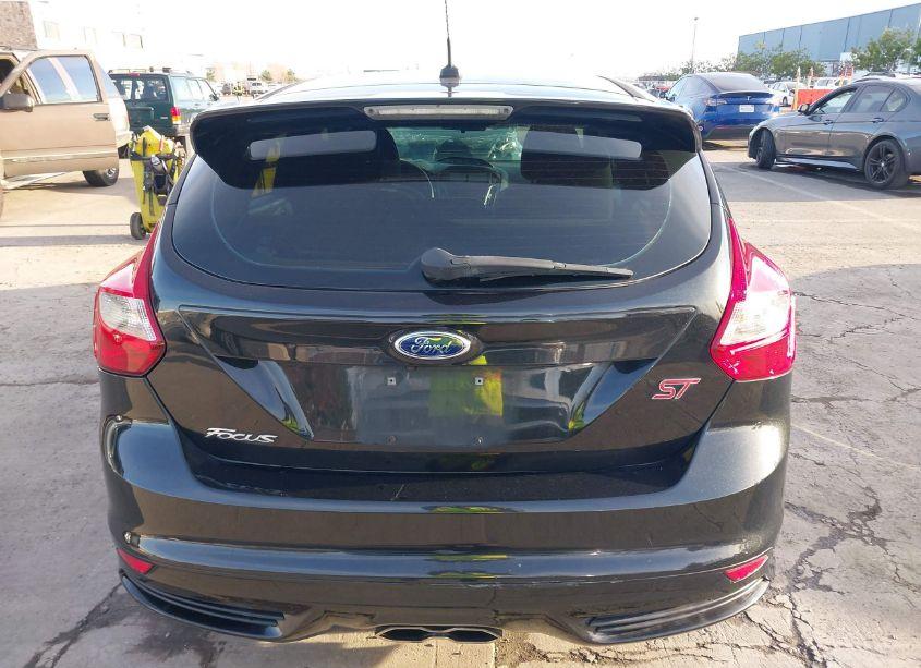 Photo 16 of 2014 Ford Focus ST (VIN 1FADP3L90EL462014)