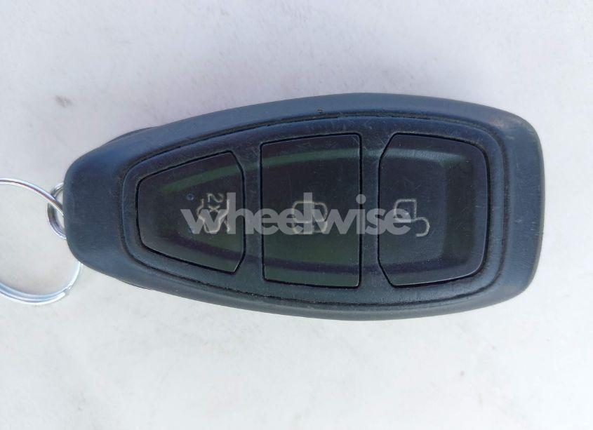 Photo 11 of 2016 Ford Focus ST (VIN 1FADP3L90GL225543)