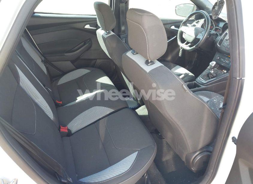 Photo 8 of 2017 Ford Focus ST (VIN 1FADP3L90HL269513)