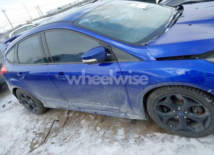 Photo 13 of 2015 Ford Focus ST (VIN 1FADP3L91FL312236)