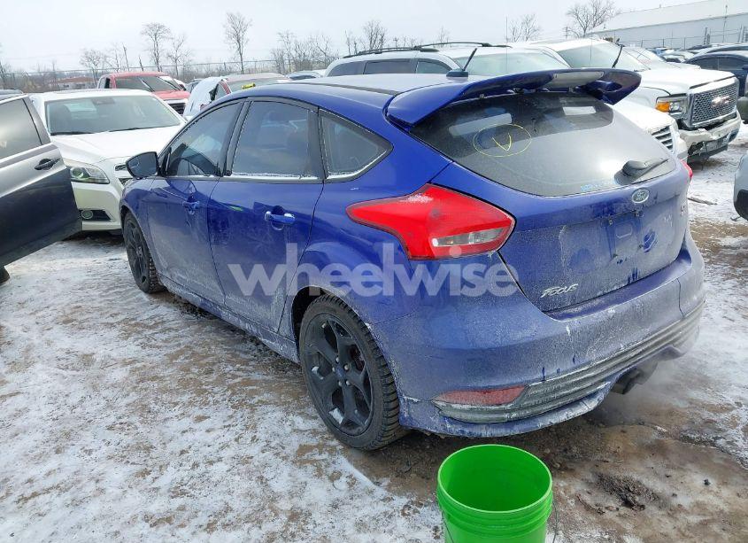Photo 3 of 2015 Ford Focus ST (VIN 1FADP3L91FL312236)