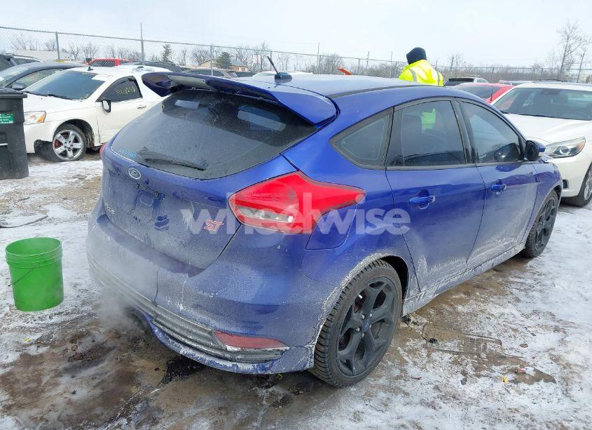 Photo 4 of 2015 Ford Focus ST (VIN 1FADP3L91FL312236)