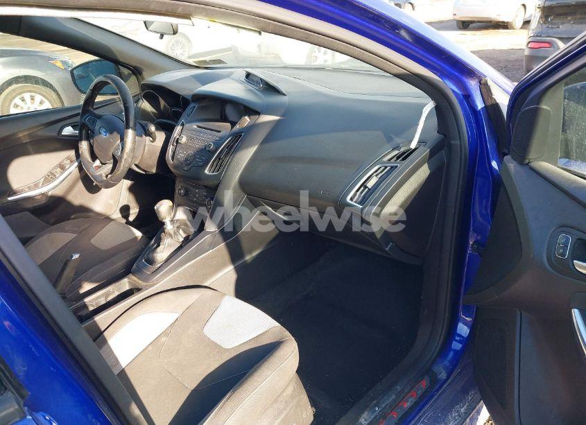 Photo 5 of 2015 Ford Focus ST (VIN 1FADP3L91FL369567)