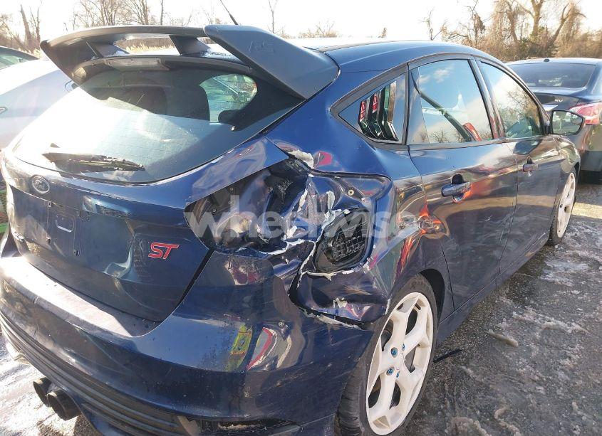 Photo 6 of 2016 Ford Focus ST (VIN 1FADP3L91GL266506)