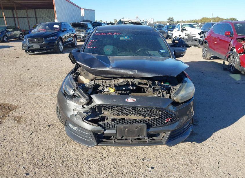 Photo 12 of 2016 Ford Focus ST (VIN 1FADP3L91GL328714)