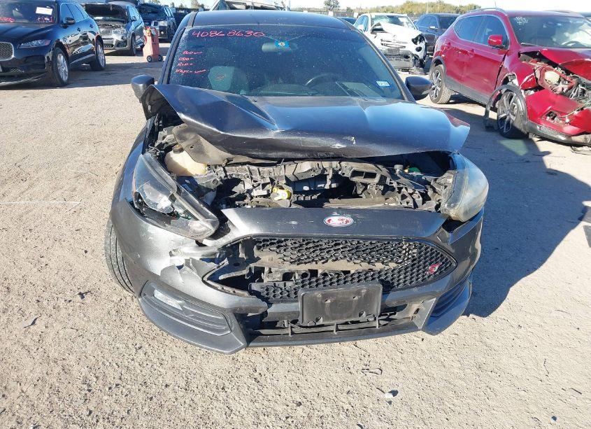 Photo 6 of 2016 Ford Focus ST (VIN 1FADP3L91GL328714)