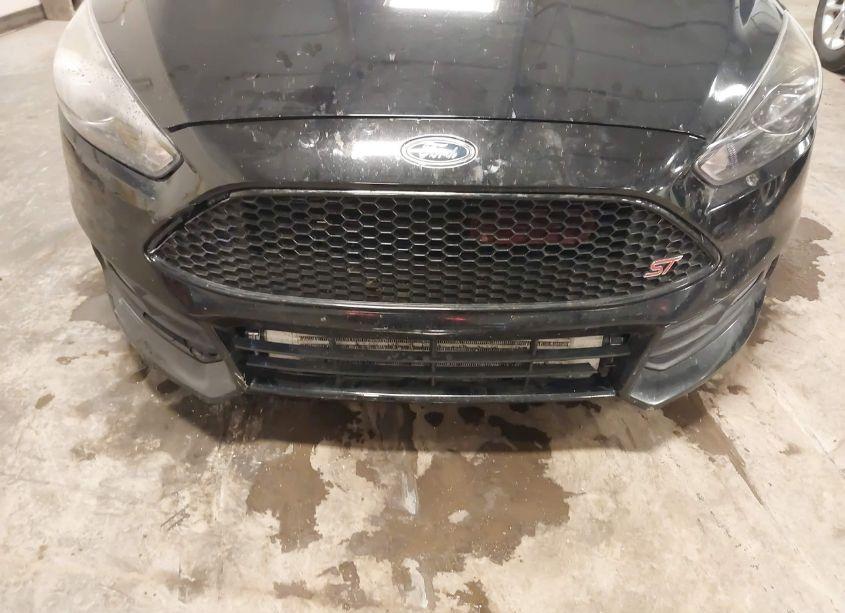 Photo 6 of 2016 Ford Focus ST (VIN 1FADP3L91GL378237)