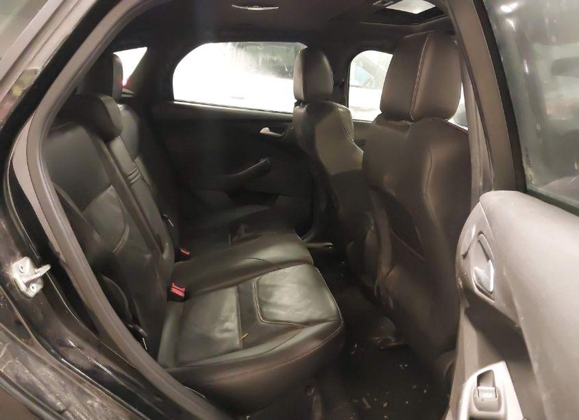 Photo 8 of 2016 Ford Focus ST (VIN 1FADP3L91GL378237)