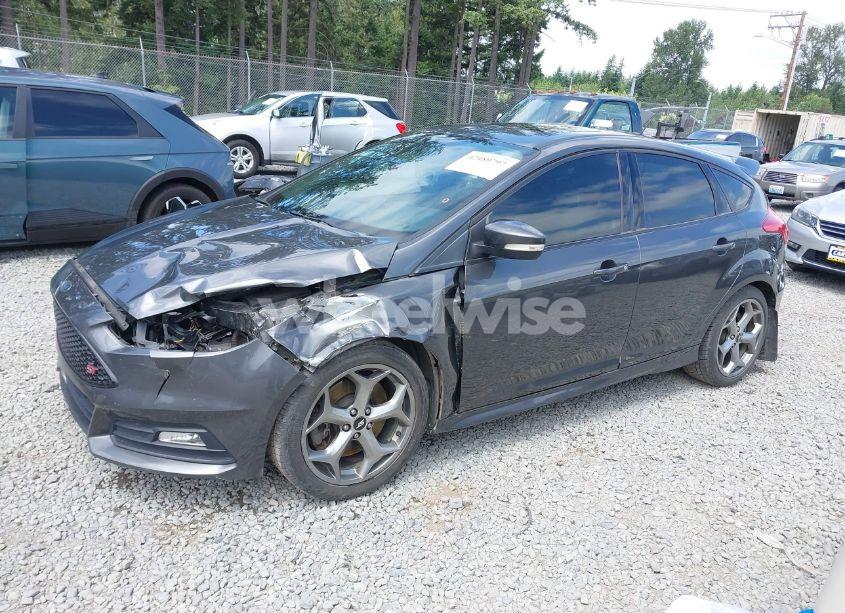 Photo 14 of 2016 Ford Focus ST (VIN 1FADP3L91GL406263)