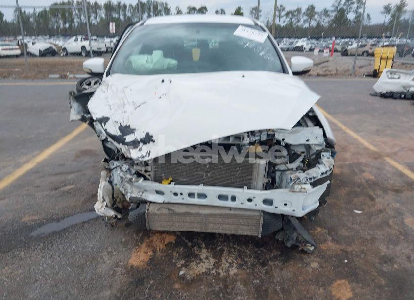 Photo 13 of 2017 Ford Focus ST (VIN 1FADP3L91HL215413)