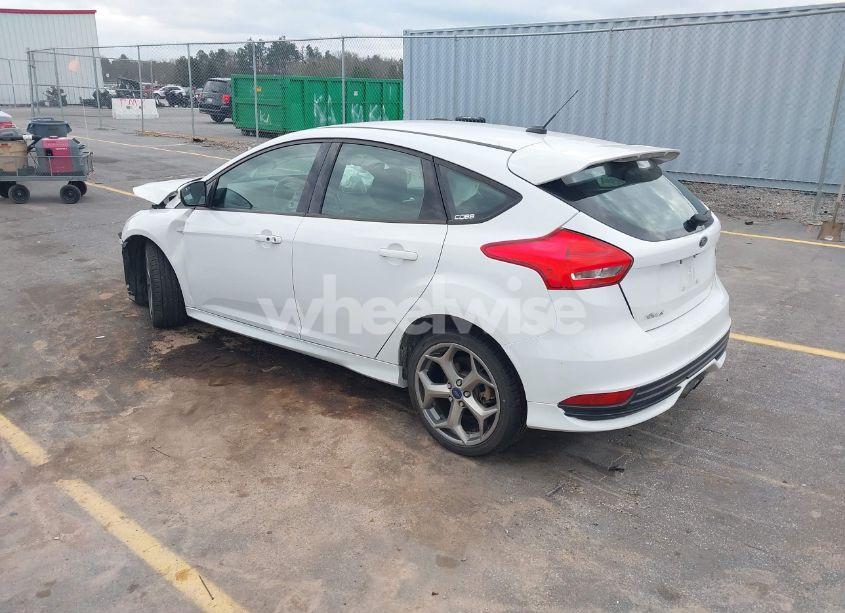 Photo 3 of 2017 Ford Focus ST (VIN 1FADP3L91HL215413)