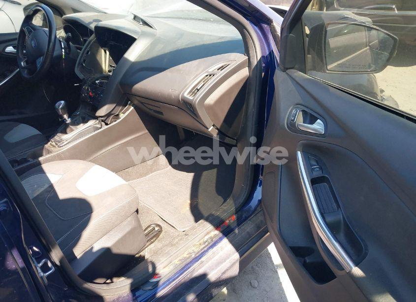 Photo 5 of 2017 Ford Focus ST (VIN 1FADP3L91HL298566)