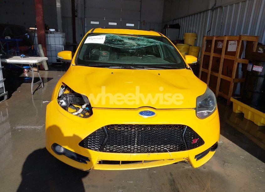 Photo 13 of 2013 Ford Focus ST (VIN 1FADP3L92DL191777)