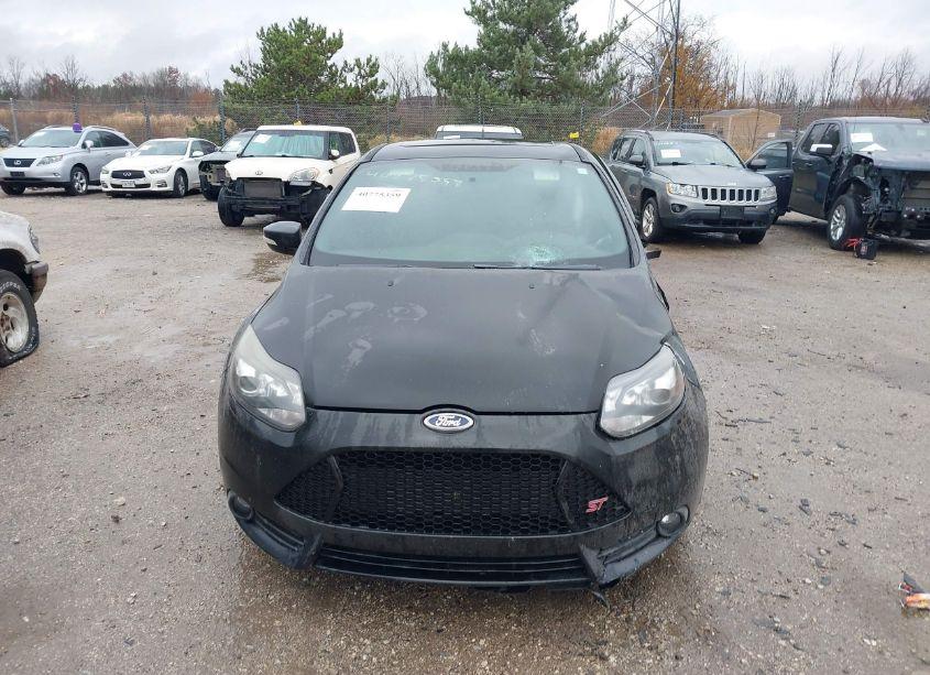 Photo 12 of 2013 Ford Focus ST (VIN 1FADP3L92DL324358)