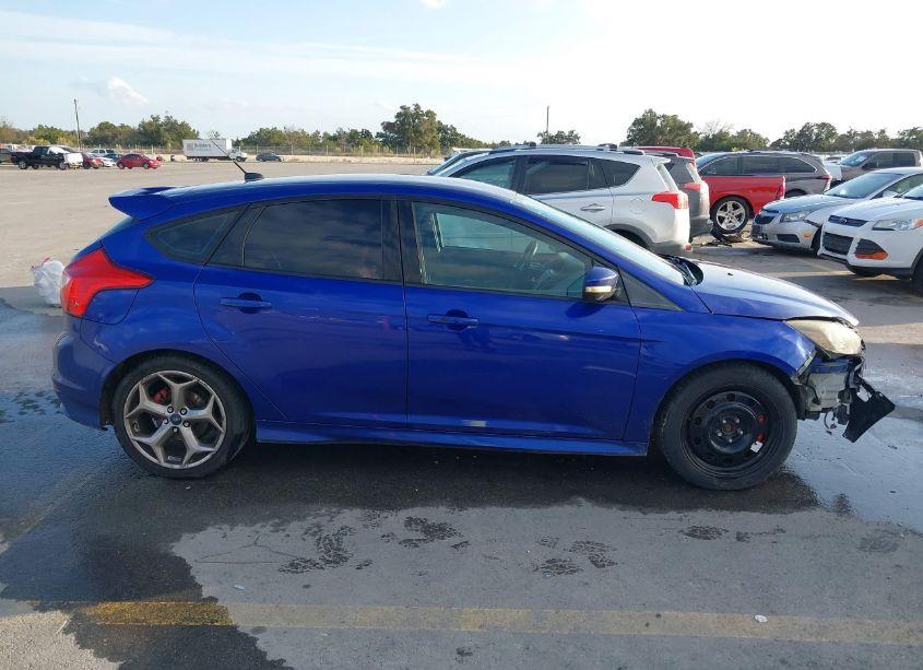 Photo 13 of 2014 Ford Focus ST (VIN 1FADP3L92EL310994)