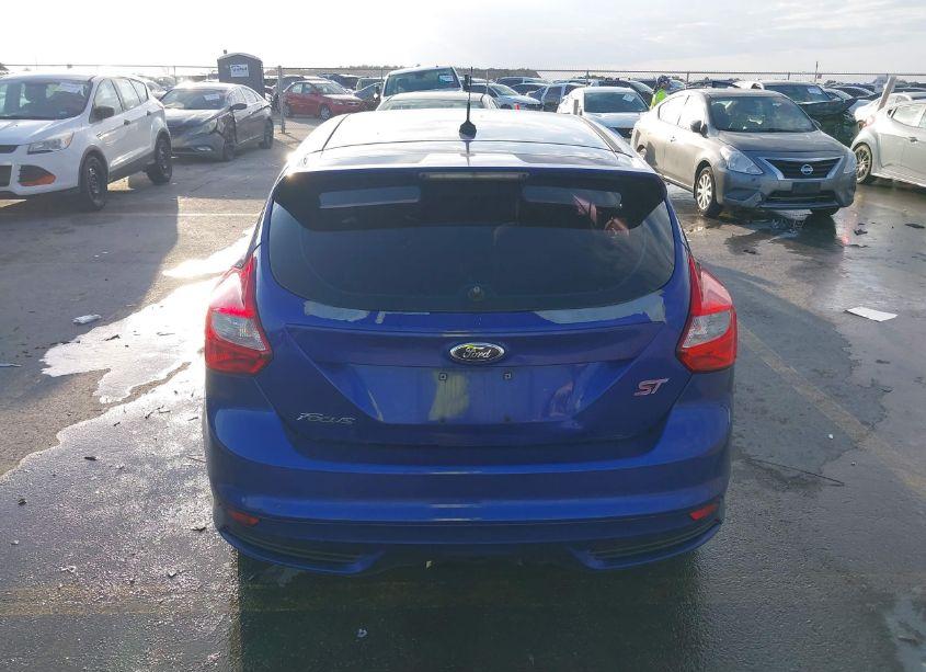 Photo 16 of 2014 Ford Focus ST (VIN 1FADP3L92EL310994)