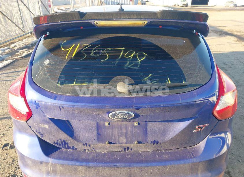 Photo 16 of 2014 Ford Focus ST (VIN 1FADP3L92EL388031)