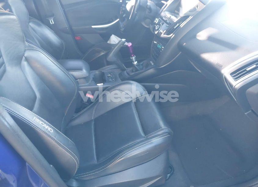 Photo 5 of 2014 Ford Focus ST (VIN 1FADP3L92EL388031)