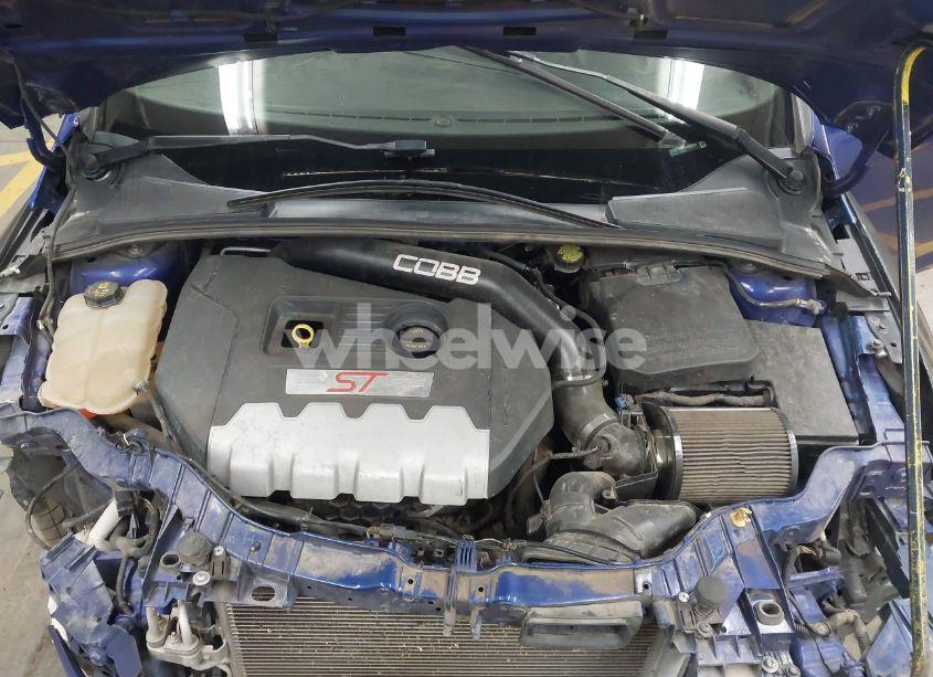 Photo 10 of 2015 Ford Focus ST (VIN 1FADP3L92FL293888)