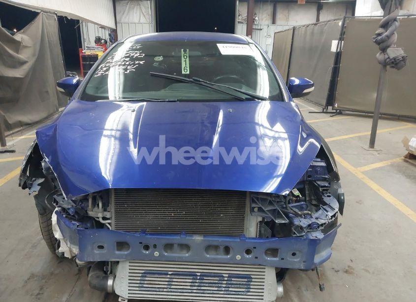 Photo 13 of 2015 Ford Focus ST (VIN 1FADP3L92FL293888)