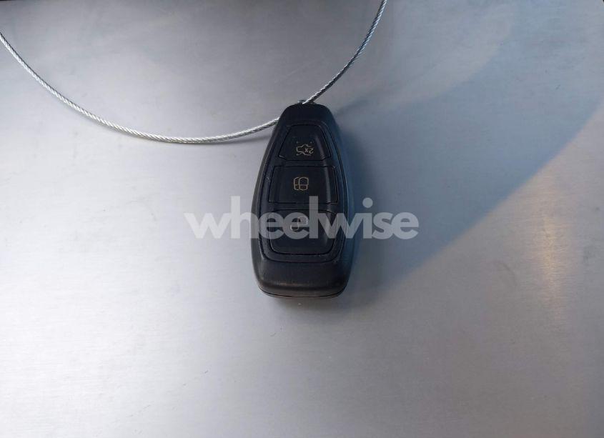 Photo 11 of 2016 Ford Focus ST (VIN 1FADP3L92GL351354)