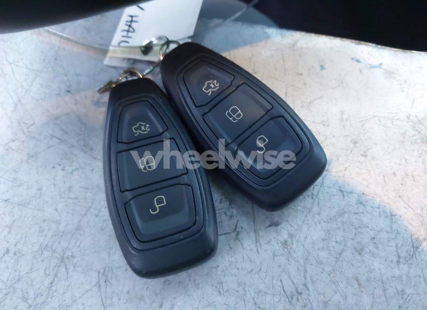 Photo 11 of 2016 Ford Focus ST (VIN 1FADP3L92GL360801)