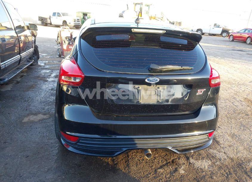 Photo 16 of 2016 Ford Focus ST (VIN 1FADP3L92GL360801)