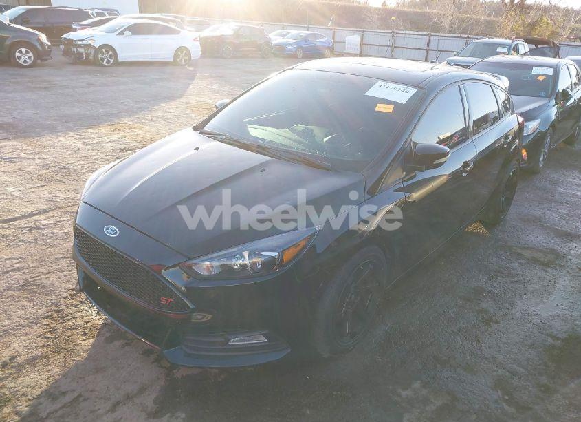 Photo 2 of 2016 Ford Focus ST (VIN 1FADP3L92GL360801)