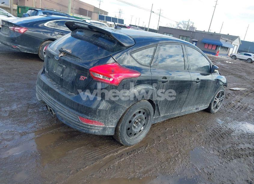 Photo 4 of 2017 Ford Focus ST (VIN 1FADP3L92HL244094)