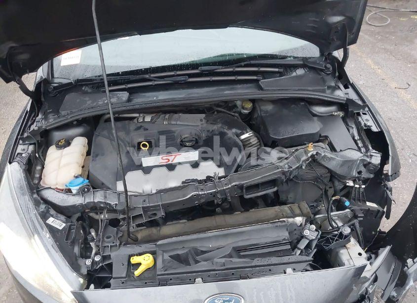 Photo 10 of 2017 Ford Focus ST (VIN 1FADP3L92HL257573)