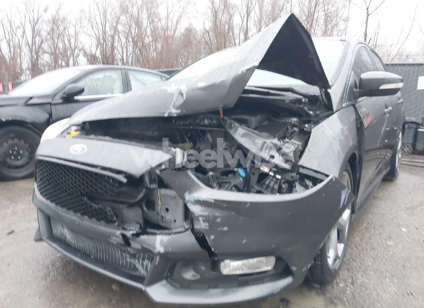 Photo 6 of 2017 Ford Focus ST (VIN 1FADP3L92HL257573)